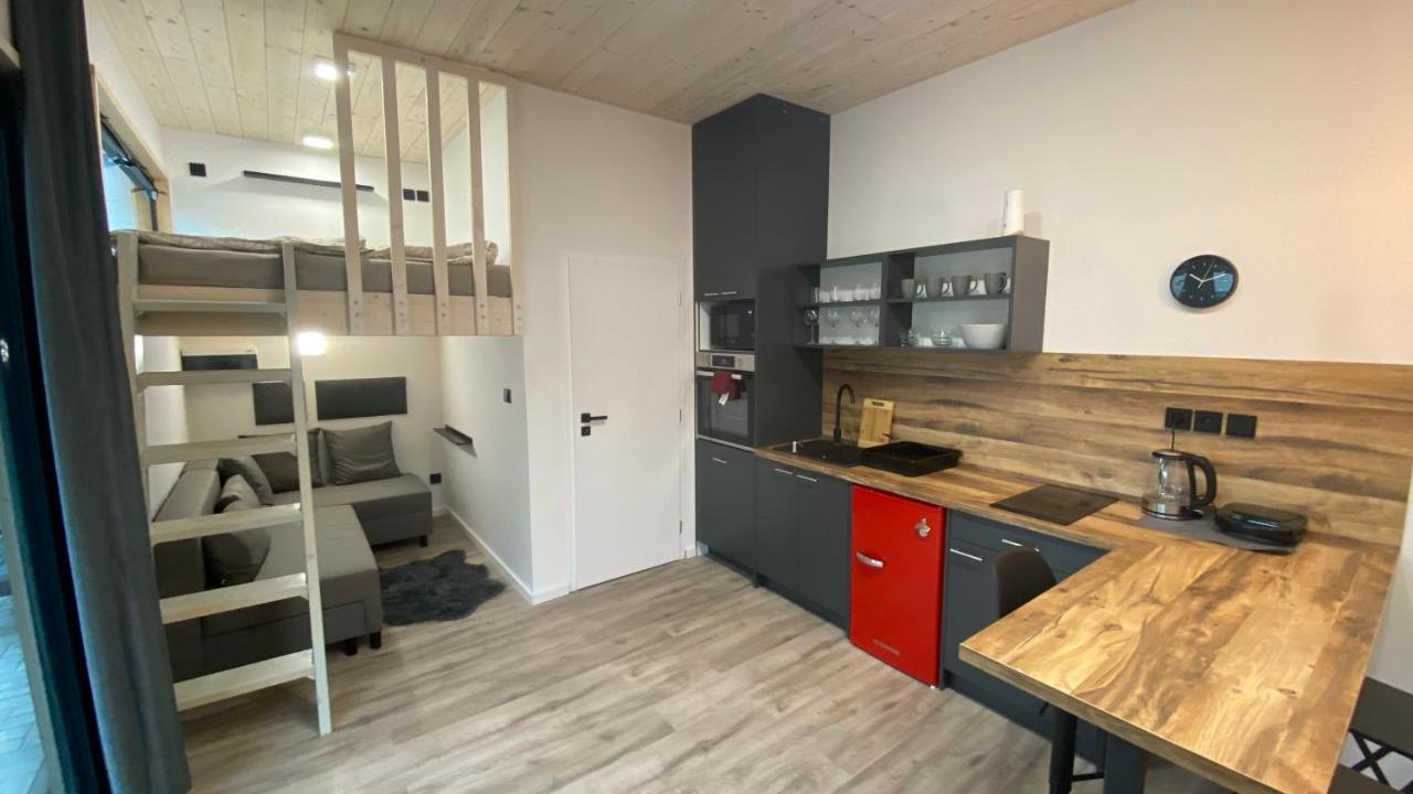 Tiny House Lejlighed Pardubice Eksteriør billede